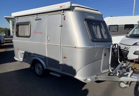 Hymer Eriba Touring Familia 310 Silver
